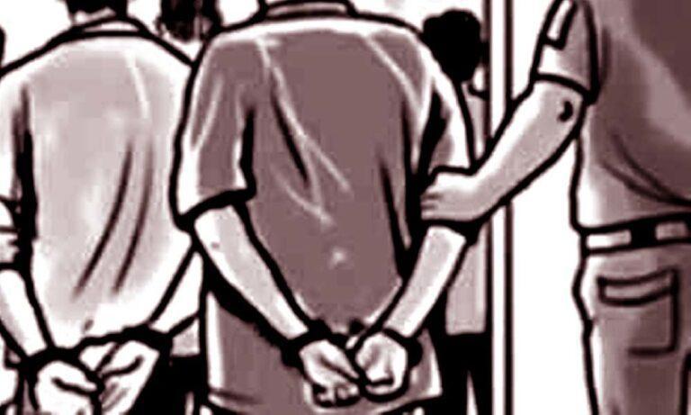 Police crack phone snatcher gang