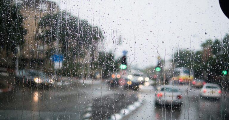 Cloudy weather, rain and thundershowers in J&k