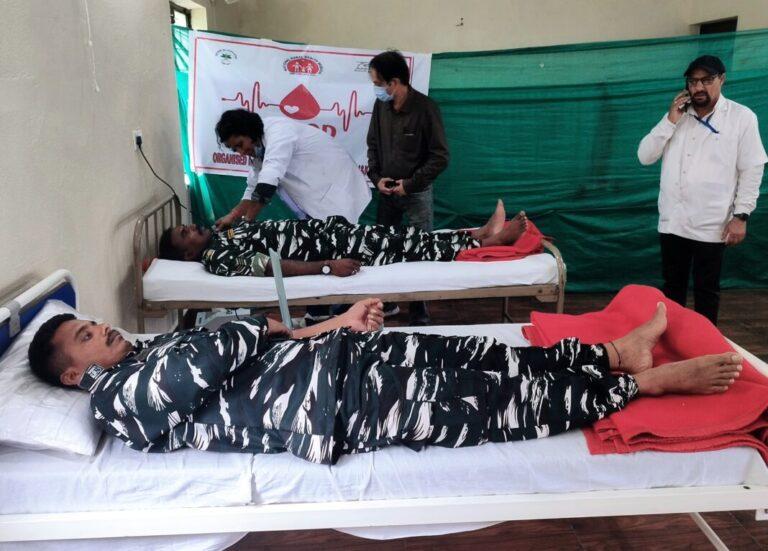 CRPF Jawans Donate Blood For accident Victims in Bhadarwah