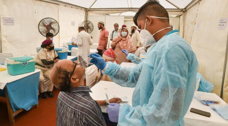 India reports 53 new Covid fatalities