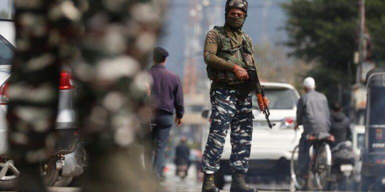 Terrorists kill migrant labourer, injure two others