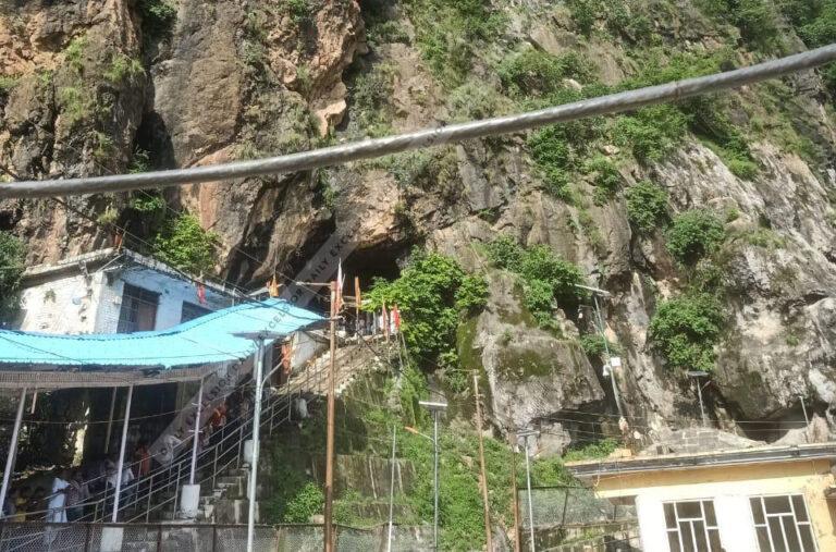 2 Shiv Khori Pilgrims Died After Being Hit By Shooting Stones