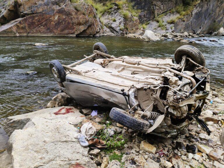 Two couples among 7 dead in two road accidents in Doda