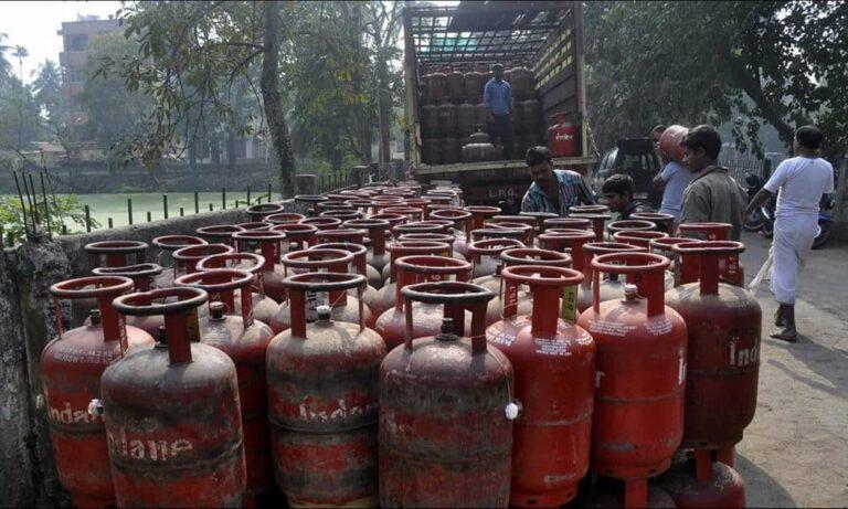 Commercial Cooking Gas Price Cut By ₹ 115.50 Per Cylinder