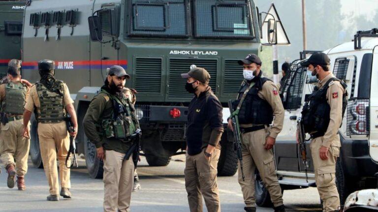 Encounter breaks out in Anantnag
