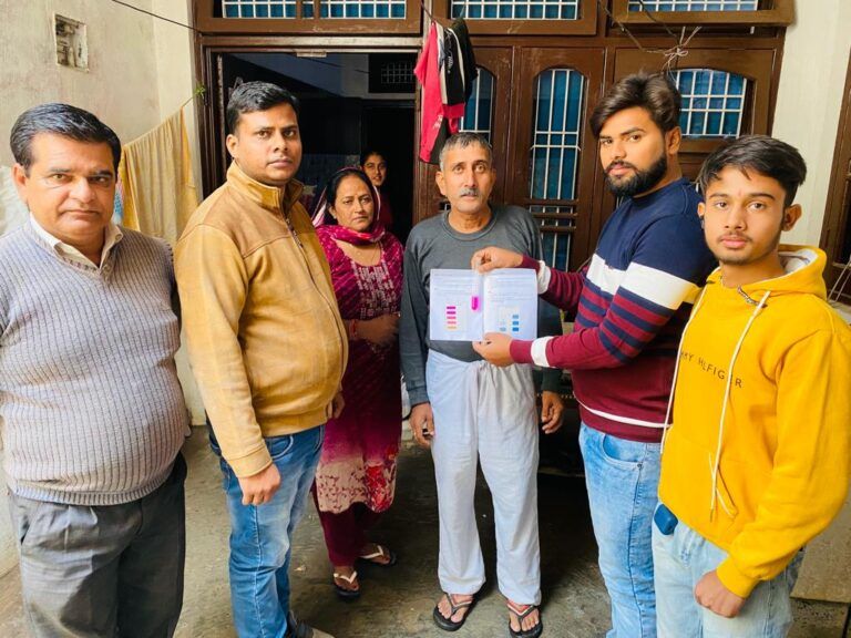 Corporator Sahil Gupta got Water samples tested in his ward with the help of PHE department
