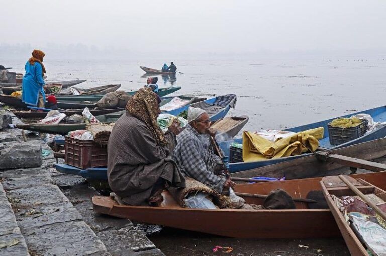 Night temp increases in Kashmir due to cloud cover