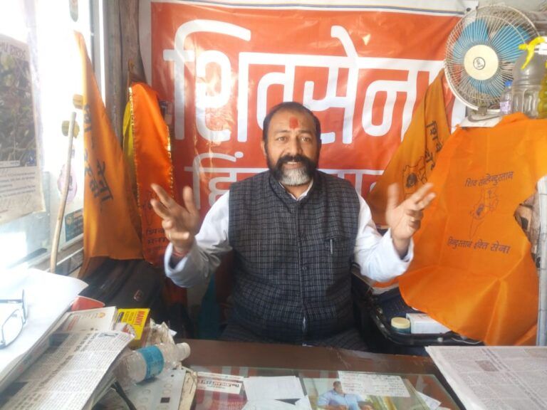Govt only giving false hopes to KP employees serving in Valley: Rajesh Kesri