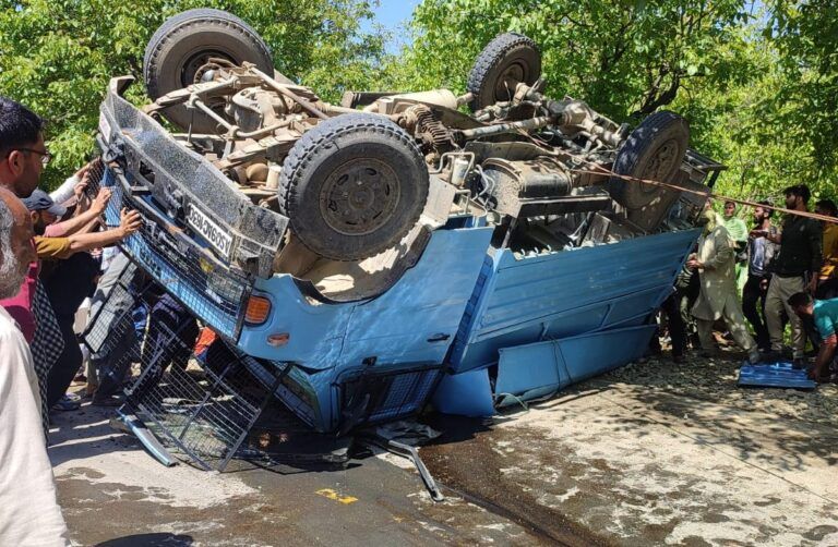 17 injured as bus turns turtle in Rajouri