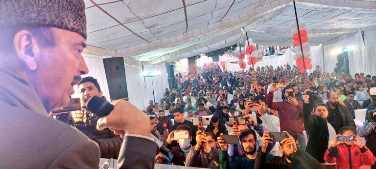Azad joins Christmas celebrations, appreciates India’s Unity in diversity