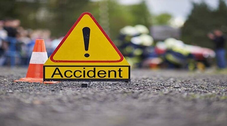 2 dead after truck carrying LPG cylinders met with accident in J&K’s Ramban