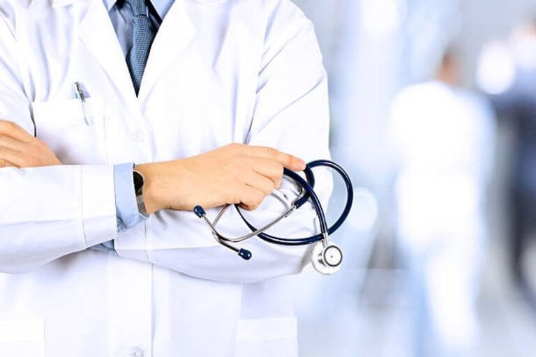 Doctor-private clinic continues to prevail in J&K alleges patients