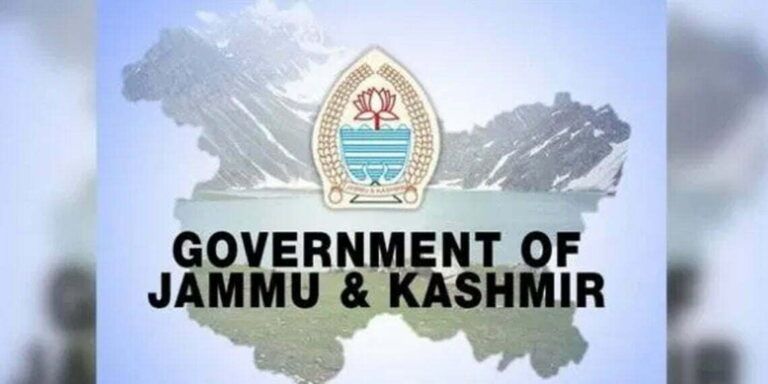 Govt reminds employees about filing APRs, action for non-submission