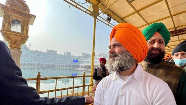 Rahul Gandhi visits Golden Temple as Bharat Jodo enters Punjab