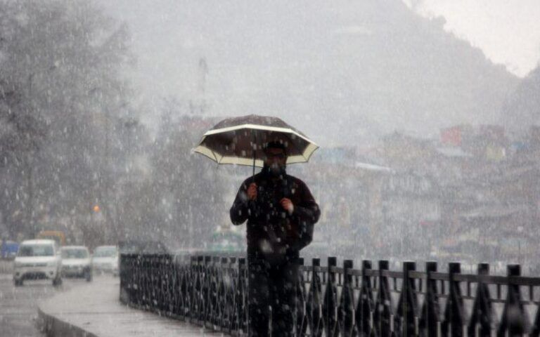 Dry weather in Jammu, scattered to widespread rain, snow likely in Kashmir