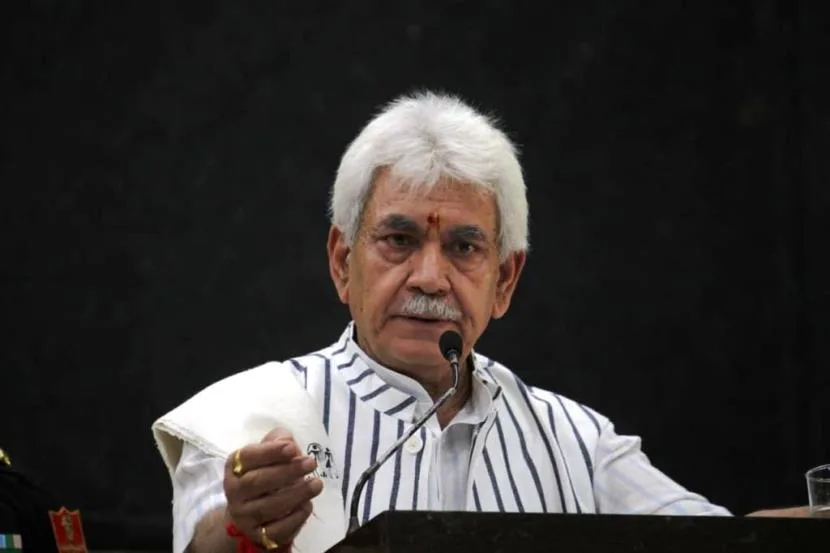 Jammu-and-Kashmir-Lieutenant-Governor-Pays-Homage-to-Pulwama-Martyrs-on-Fifth-Anniversary-of-Attack