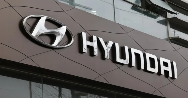 Hyundai Motor India Shares Have a Lackluster Market Debut, Opening Over 1% Lower