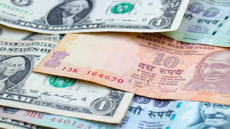 “Rupee Declines by 1 Paisa to 84.07 Against US Dollar in Early Trade”