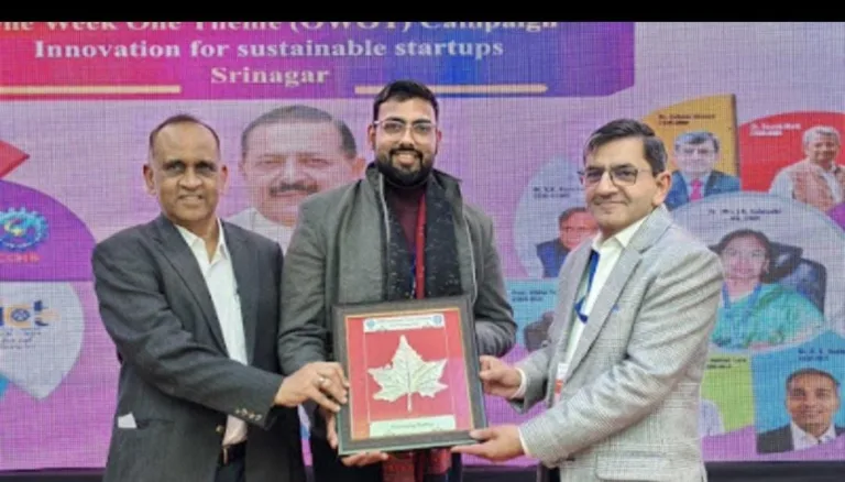 JIAR student honored with the Promising Startup Award at the CSIR-Healthcare Theme Conclave on 17th Nov 2024
