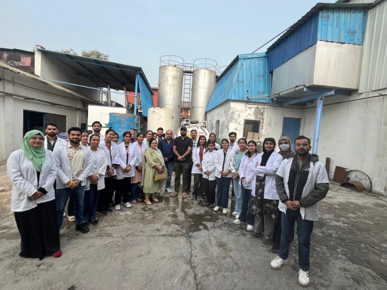 GAMC Akhnoor Students visit Farm Fresh Milk Plant