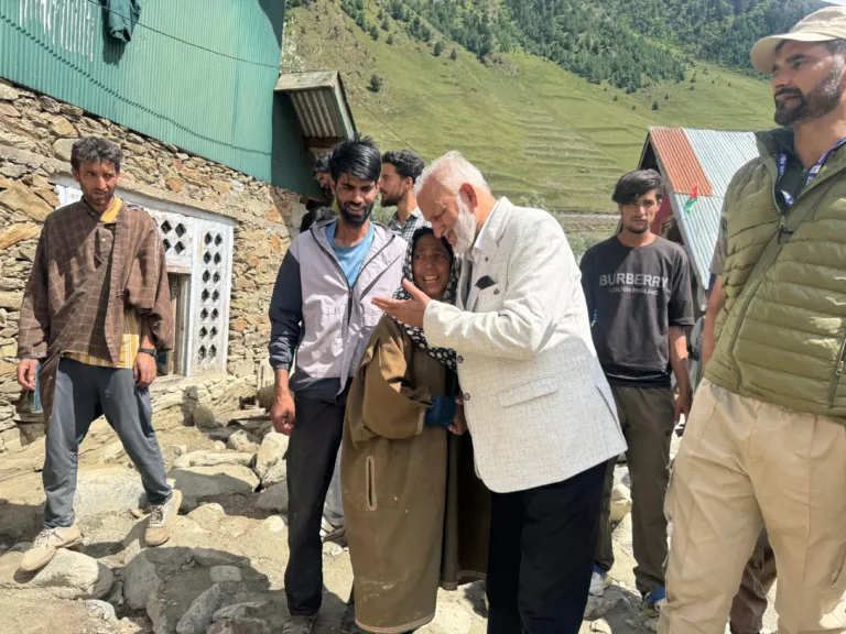 Saroori Visits Margi Cloudburst Victims, Accuses Government of Neglect