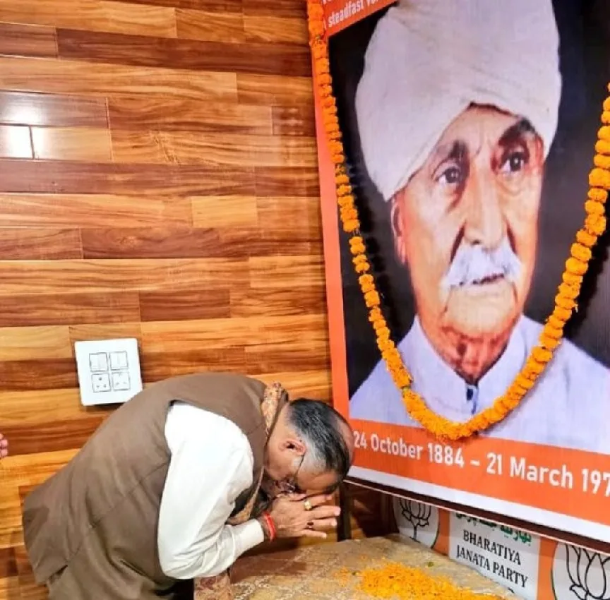 00_Chugh_pays_tributes Tribute to Pt. Prem Nath Dogra