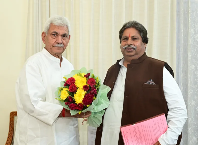 Raman Bhalla Submits Detailed Memorandum to LG Seeking Urgent Relief, Rehabilitation and Development Measures for Jammu Region