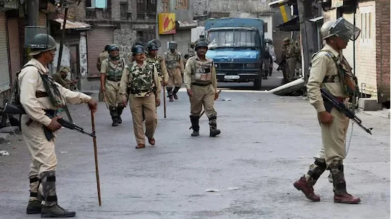 Security Forces Conduct Surprise Checks in Lal Chowk Ahead of Pulwama Attack Anniversary