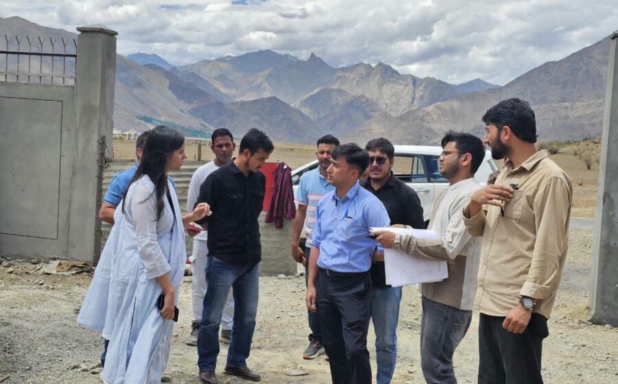 Administrative Secretary, Social & Tribal Welfare, UT Ladakh Nidhi Malik Reviews Progress of Under-Construction Welfare Institutions in Kargil