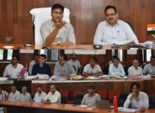 DC Reasi chairs DLC meeting; focus on dairy expansion and poultry promotion