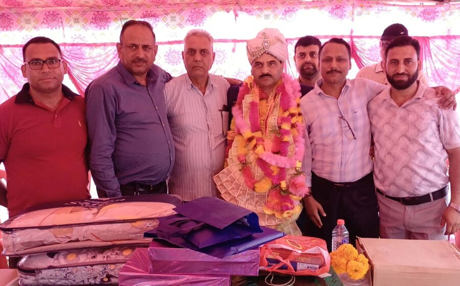 PDD Bhaderwah Bids Farewell to Technician-I Imtiaz Ahmed Kelu