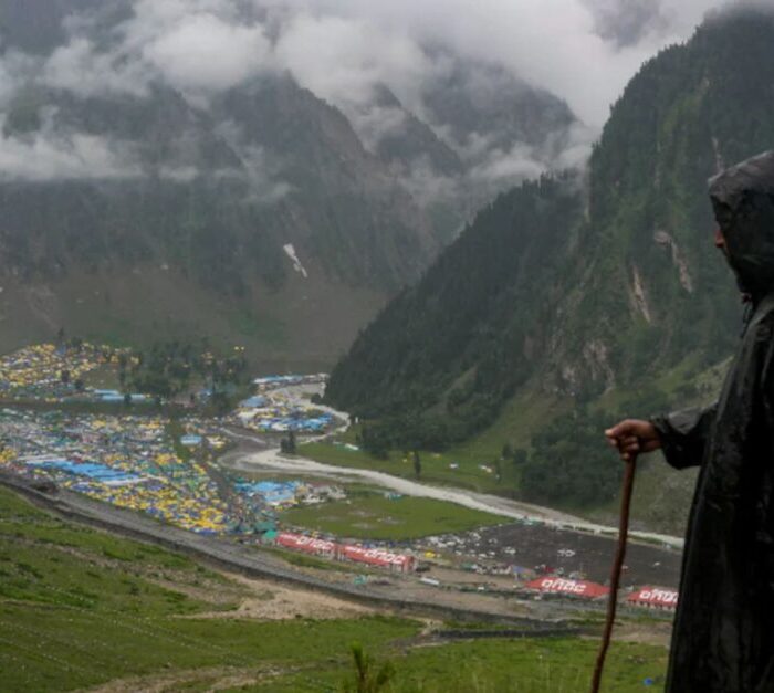 Amarnath Yatra Suspended from Baltal Route Due to Weather