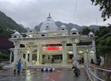 Shri Mata Vaishno Devi Yatra resumes after six-day weather-induced suspension; authorities declare track “safe for pilgrims