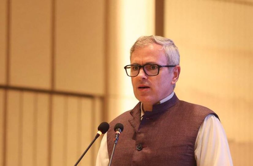 CM Omar Congratulates J&K Wushu, Taekwondo Teams On Winning National School Games Trophies