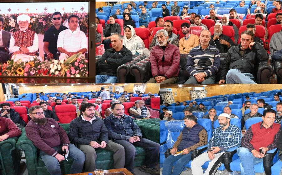 Farmers participate in District-Level Programme marking release of 24th Instalment of PM-KISAN at Kulgam