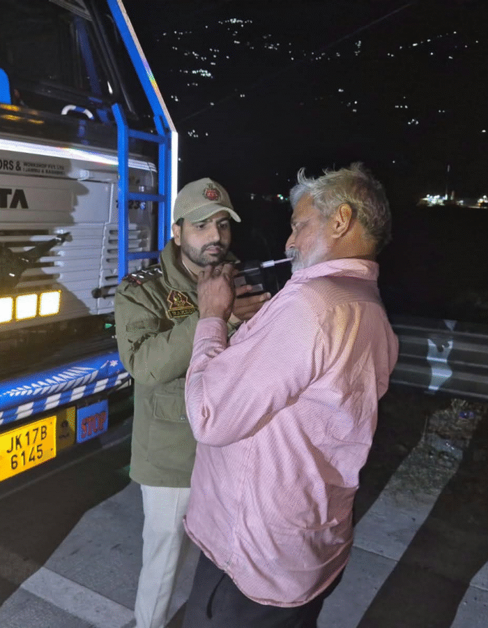 DODA TRANSPORT DEPARTMENT TAKES ACTION AGAINST DRUNK DRIVING AT KHELLANI; FIVE CHALLANS ISSUED