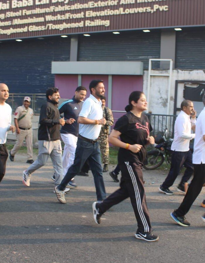 Kathua Police Organises Run for Unity on National Unity Day